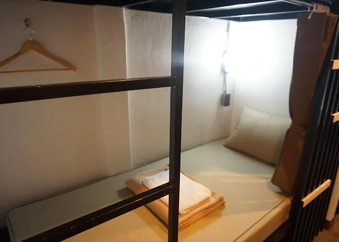 Feel Good Bk Hostel *